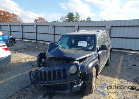 2015 Jeep Patriot Latitude из США, поврежденный, VIN 1C4NJRFB4FD143437